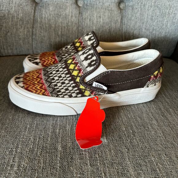 NEW Vans Womens Classic Slip On Fair Isle Brown White Low Print Sneaker Shoes 6 - Picture 3 of 11